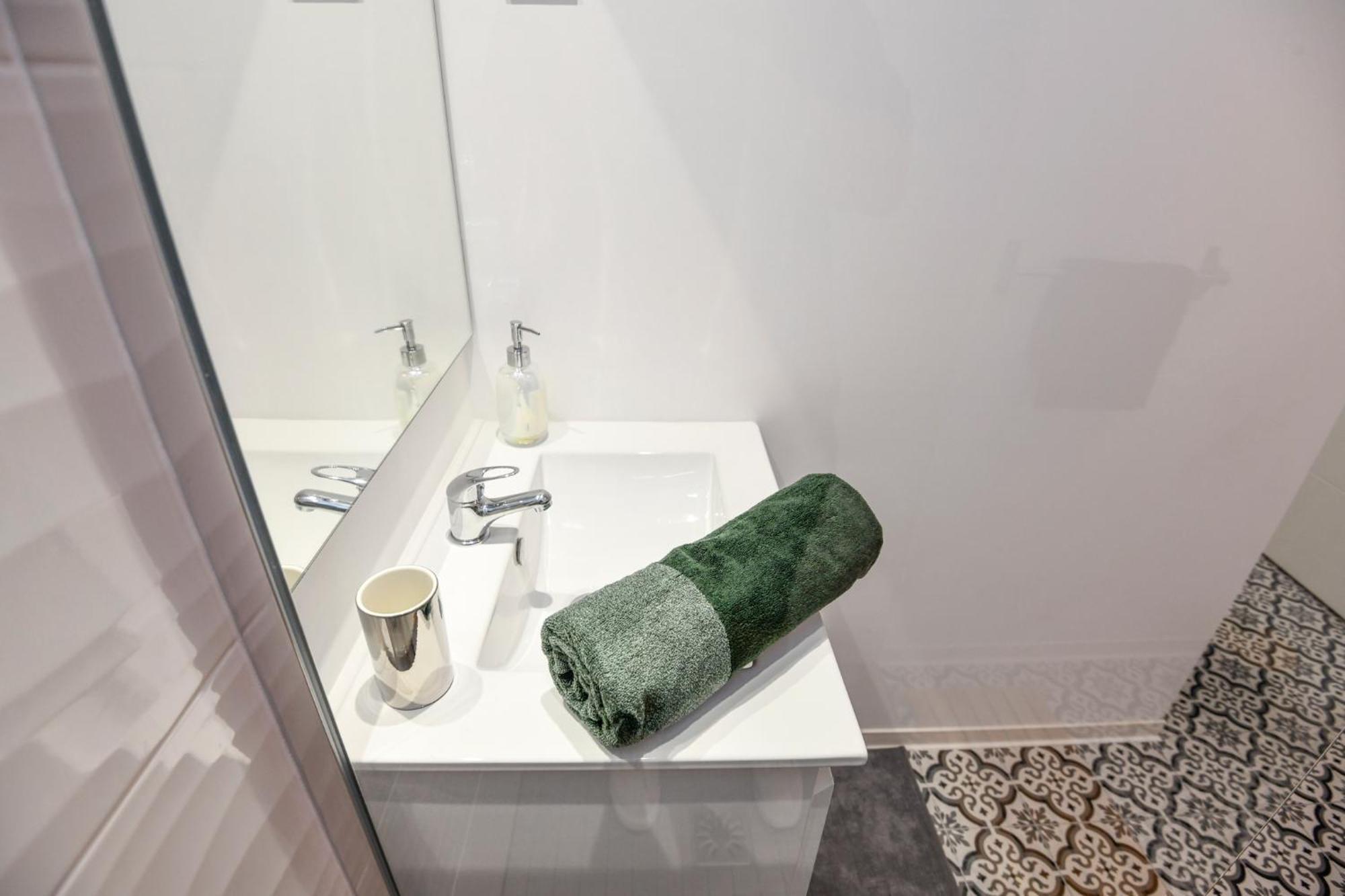 Studio Magda - Fibre Et Tv - Calme Et Confortable Saint-Quentin  Dış mekan fotoğraf